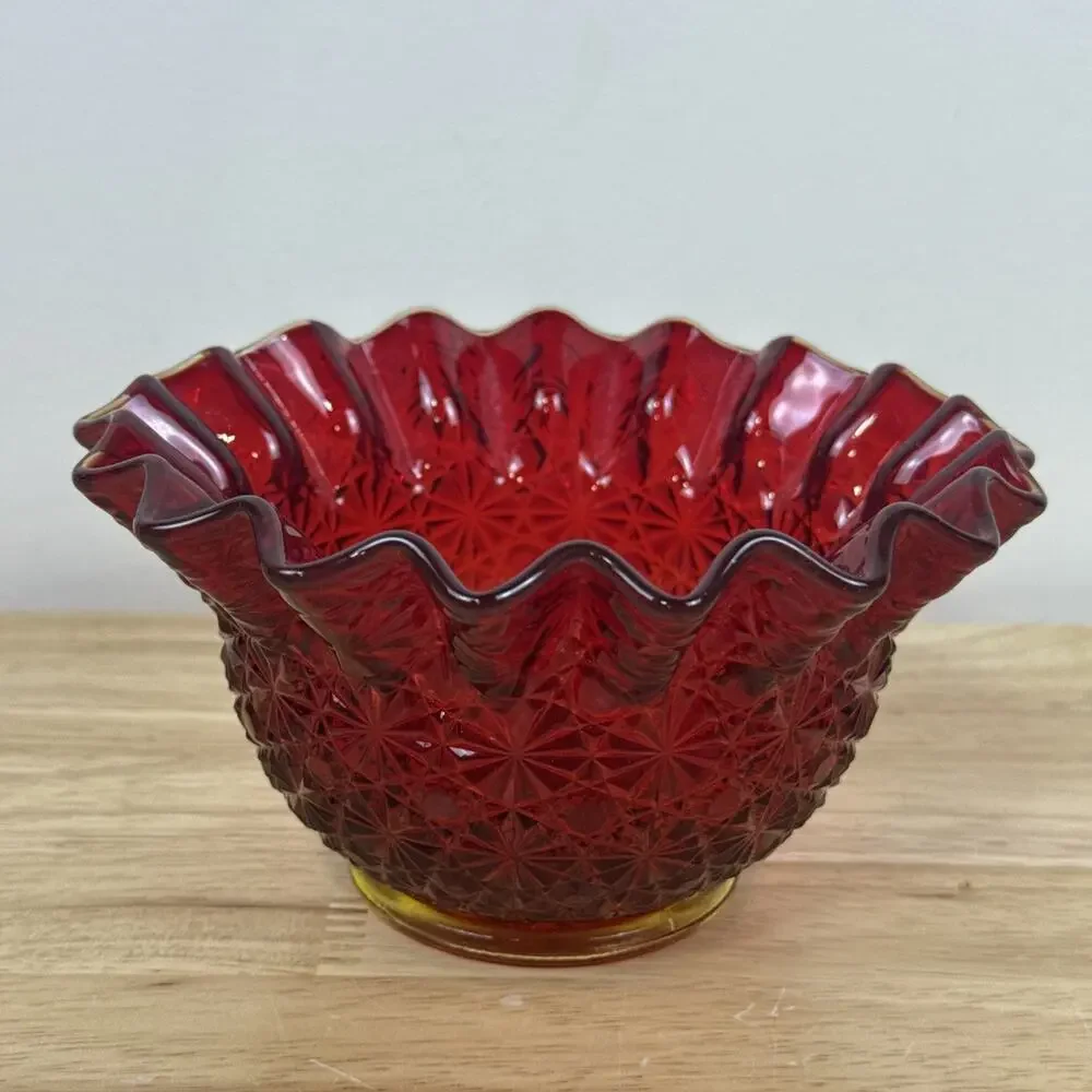 Vintage LE Smith Amberina Glass Daisy & Button Crimped Rim Bowl Made in the USA